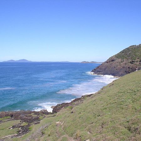 Oceanscape Luxury Beachfront Villas Scotts Head Eksteriør billede