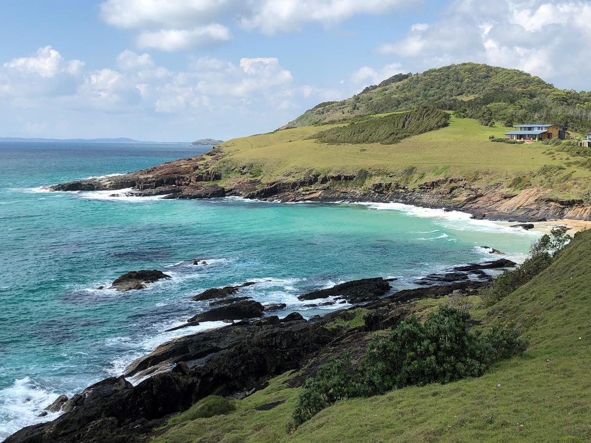 Oceanscape Luxury Beachfront Villas Scotts Head Eksteriør billede