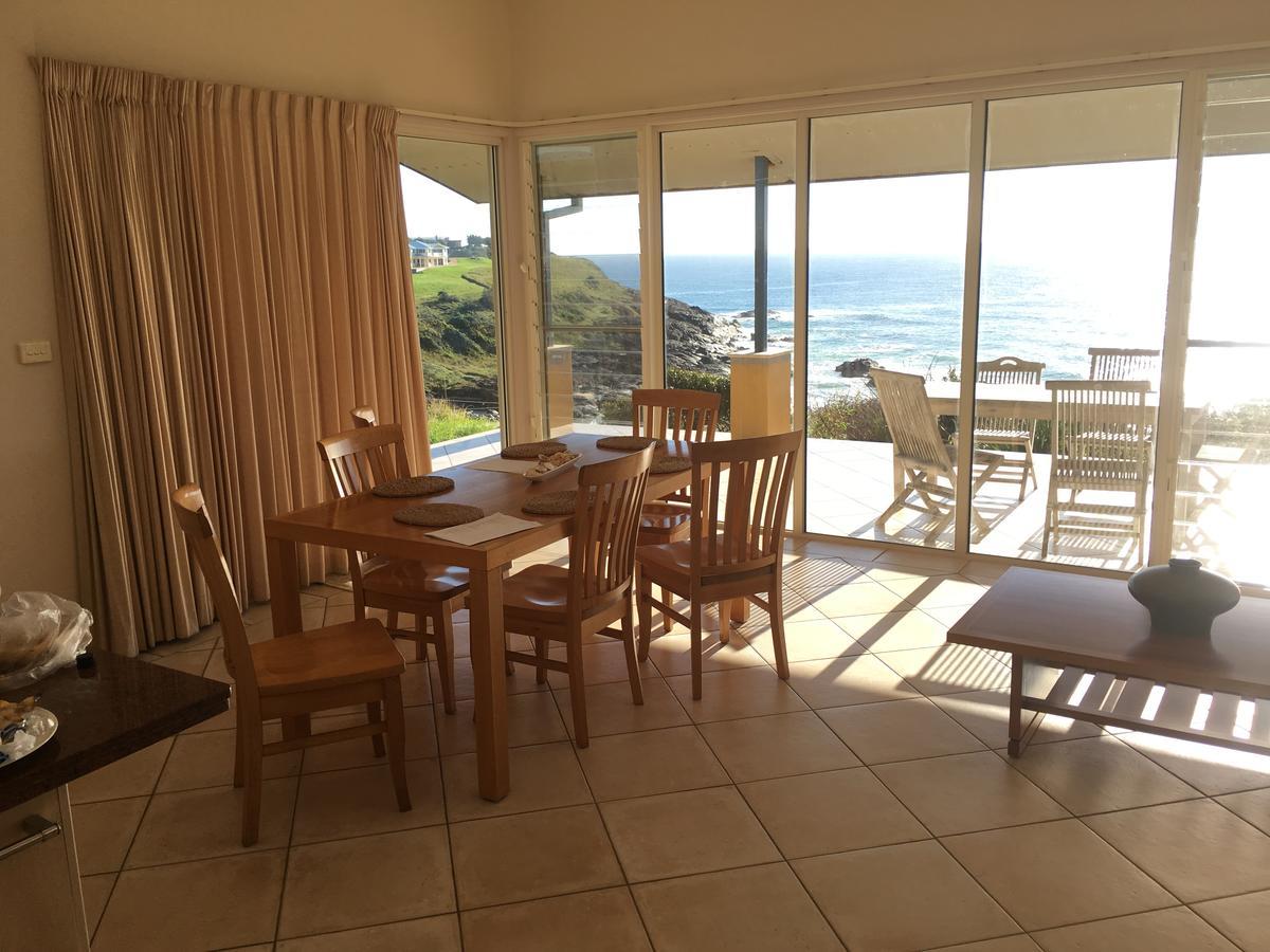 Oceanscape Luxury Beachfront Villas Scotts Head Eksteriør billede