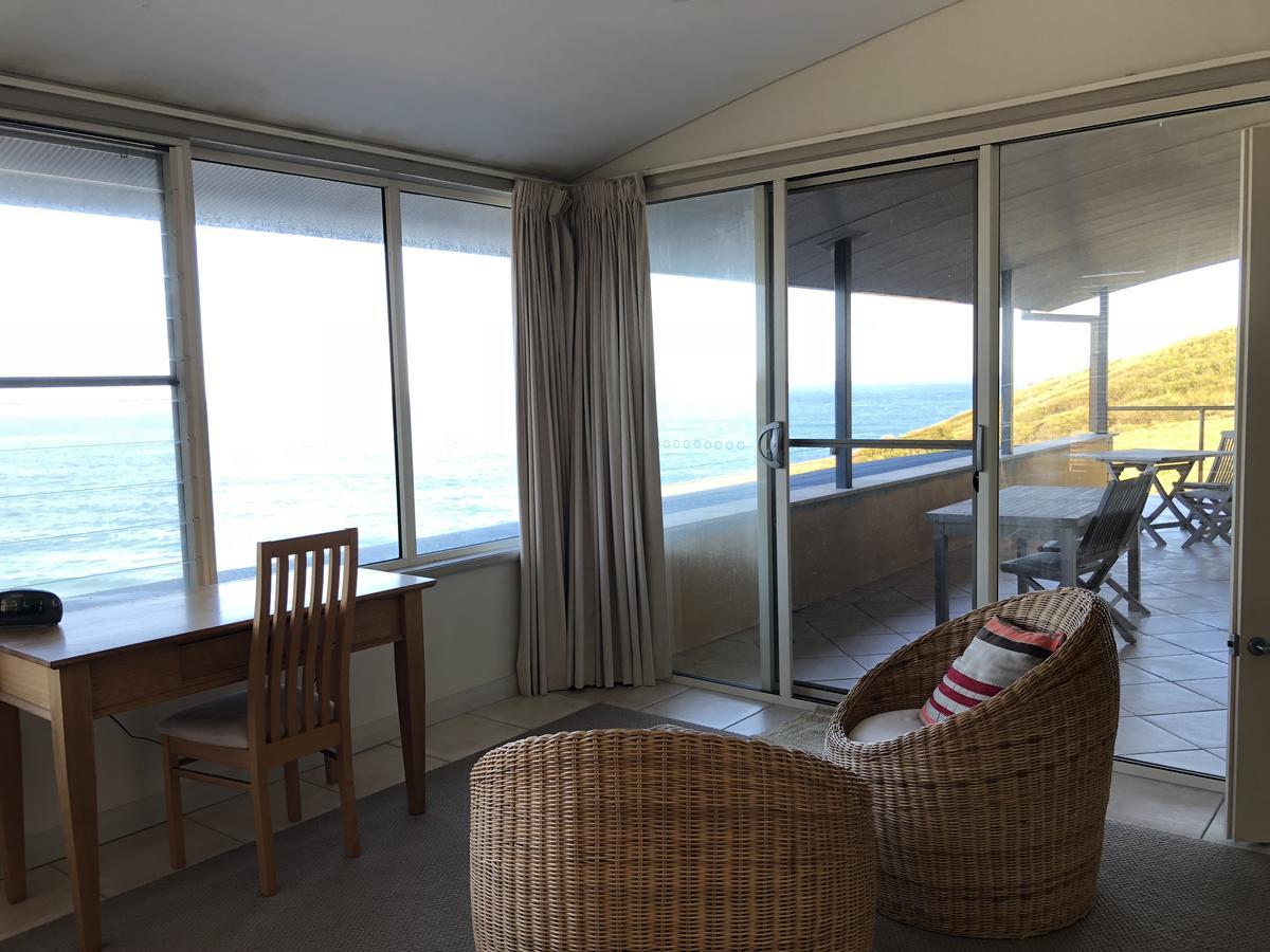 Oceanscape Luxury Beachfront Villas Scotts Head Værelse billede